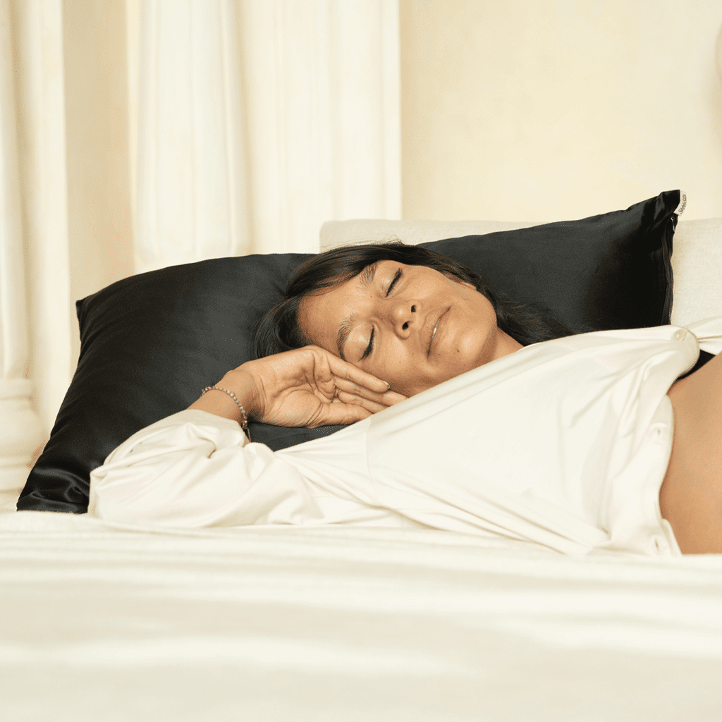 2 Black Silk Pillowcases - King Size - Zippered